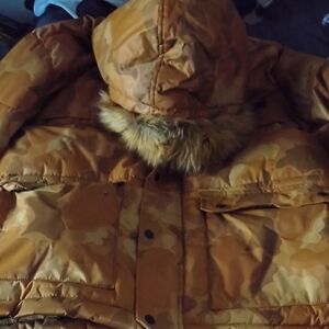 Camouflage Hooded Puffer Jacket